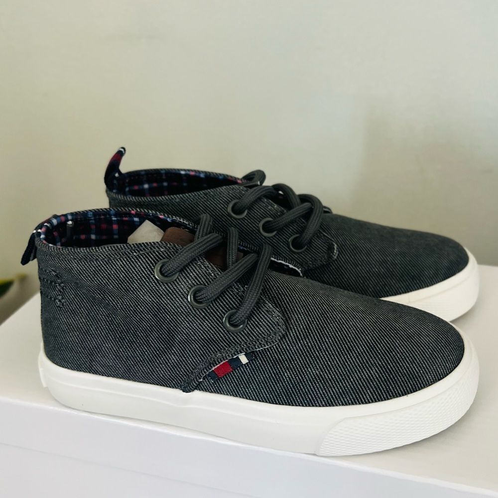BEN SHERMAN Kids' Bradford Chukka Sneaker Boot Memory Foam, Gray, Size 11,‎ NEW